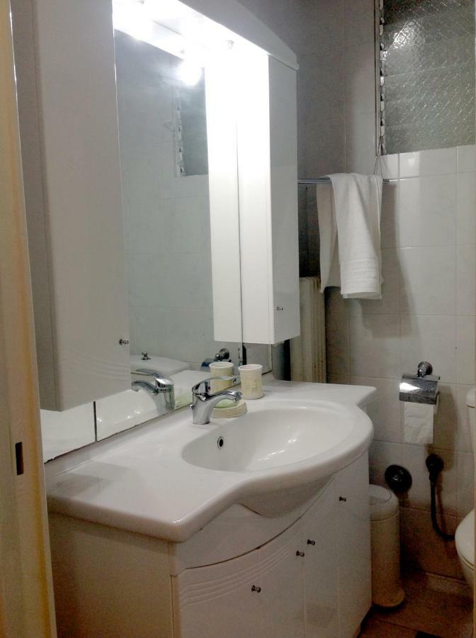 Villa Fofo - Beautiful Sea Front Villa With 650M2 Garden Nea Kallikrateia Luaran gambar
