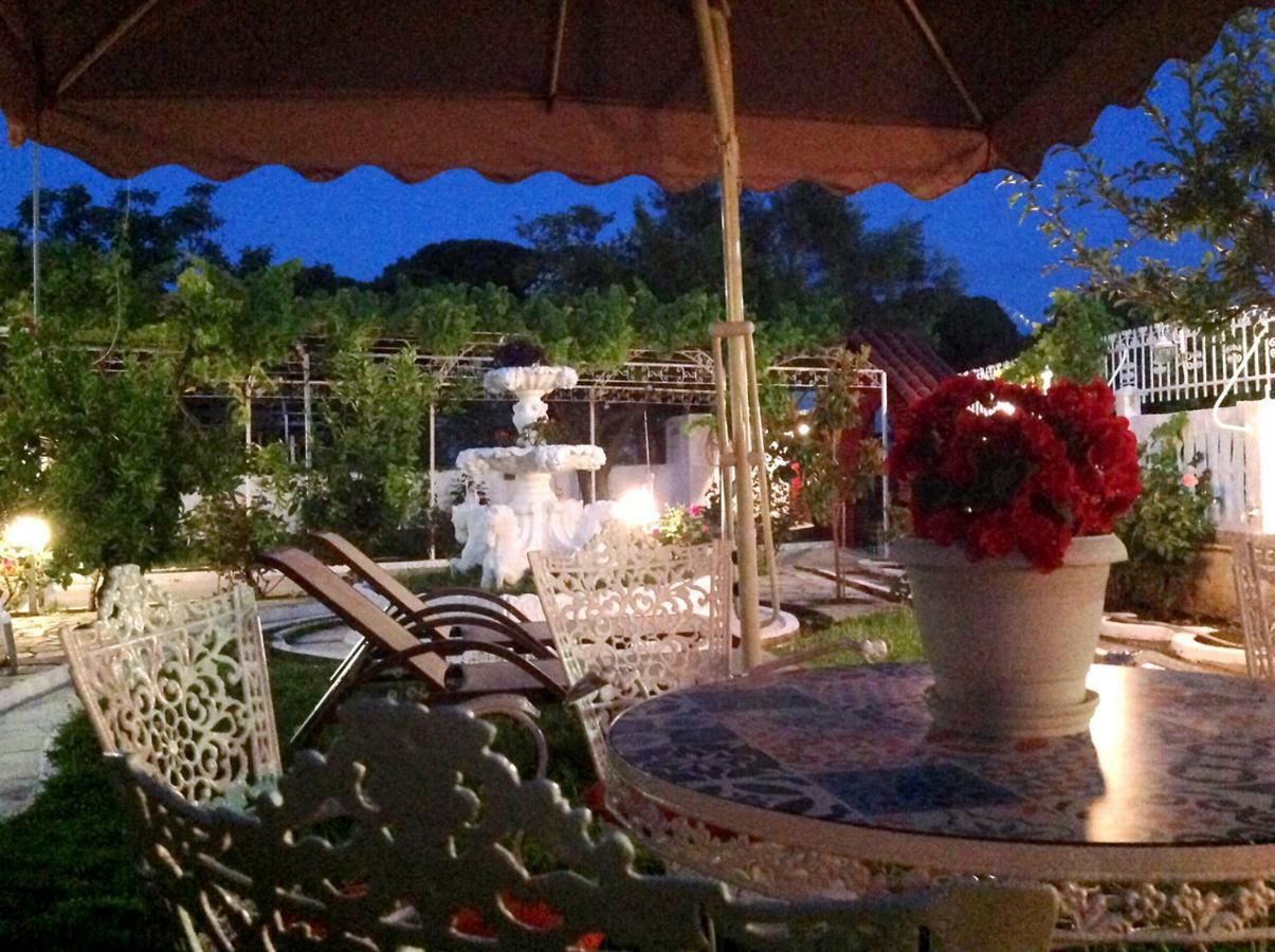 Villa Fofo - Beautiful Sea Front Villa With 650M2 Garden Nea Kallikrateia Luaran gambar